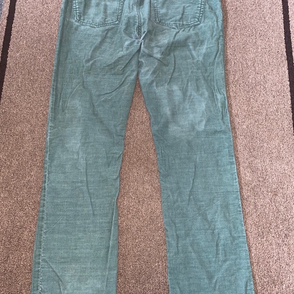Men’s GAP 36 x 34 Corduroy Straight Legged Pants - Picture 5 of 6
